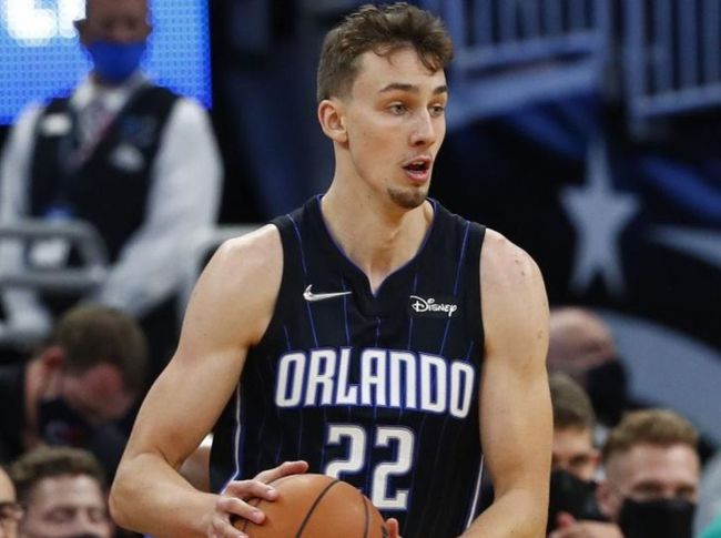 他靠稳健推 他靠稳健推