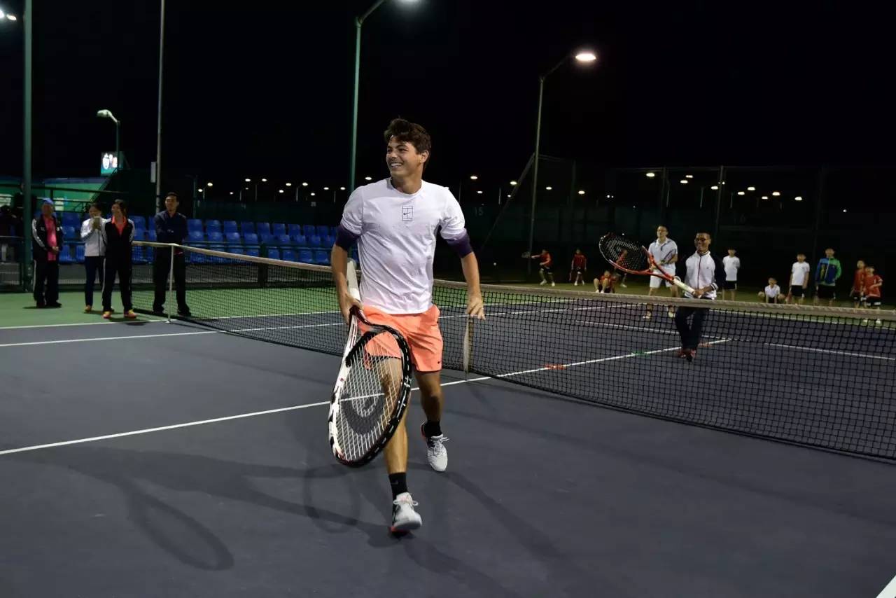 代盾前后的 代盾前后的